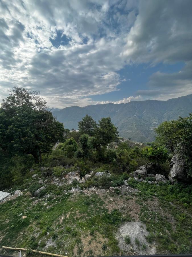 Corn Village Abode Lakhwar ภายนอก รูปภาพ